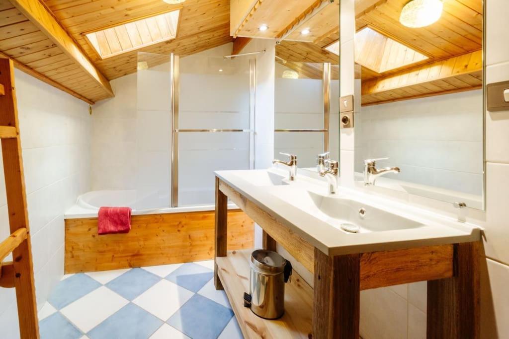 La Turra Apartment ล็องส์เลอบูร์-มง-เซอนี ภายนอก รูปภาพ